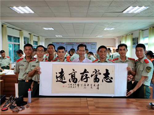 文化进军营 军民鱼水情