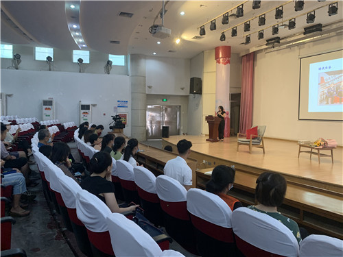  社交礼仪普推广 助力北海文明城