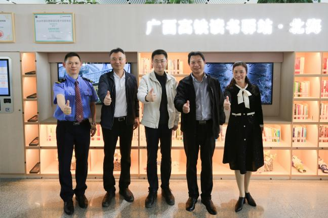 自治区文化和旅游厅党组书记韩流调研新型公共文化空间建设工作
