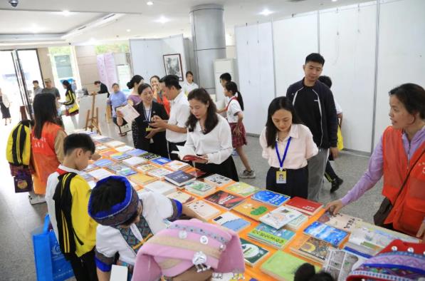 魅力北海 遇见书香——“4·23世界读书日”暨版权宣传主题活动在北海市图书馆成功举办