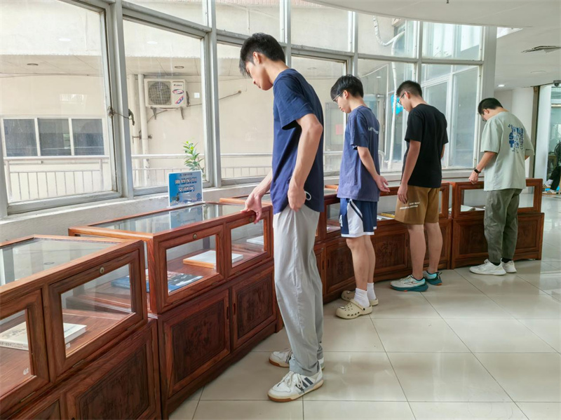山川毓秀 故纸含情｜北海市图书馆晒书展，翻阅珠城千年文脉